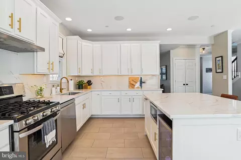 Kitchen - 4 B Constitution Ave, Annapolis, MD 21401 photo 2 of 9
