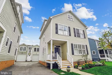 Exterior - 4 B Constitution Ave, Annapolis, MD 21401 photo 3 of 17