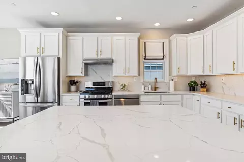 Kitchen - 4 B Constitution Ave, Annapolis, MD 21401 photo 6 of 9