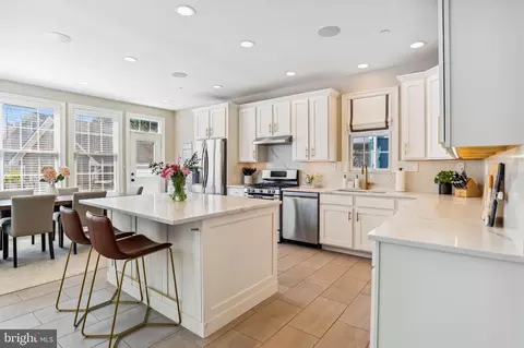 Kitchen - 4 B Constitution Ave, Annapolis, MD 21401 photo 1 of 9