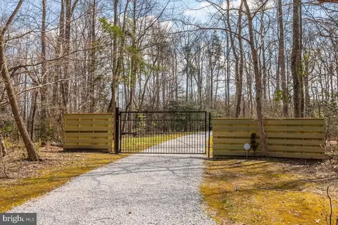 Other - 4149 Shoreham Beach Rd, Edgewater, MD 21037 photo 1 of 10