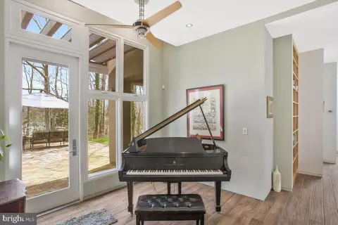 Other - 4149 Shoreham Beach Rd, Edgewater, MD 21037 photo 4 of 10
