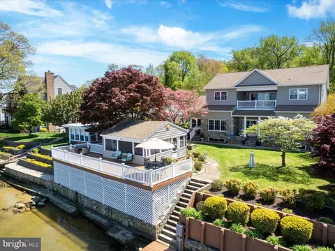 View/Area - 8124 Riverside Dr, Pasadena, MD 21122 photo 3 of 20