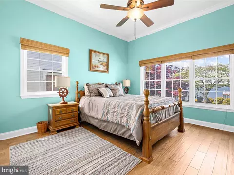 Bedroom - 8124 Riverside Dr, Pasadena, MD 21122 photo 4 of 11