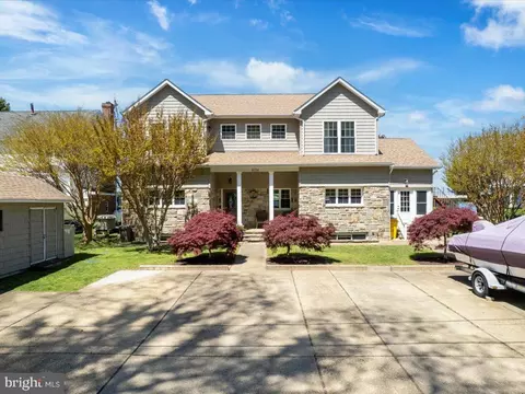 Exterior - 8124 Riverside Dr, Pasadena, MD 21122 photo 4 of 20