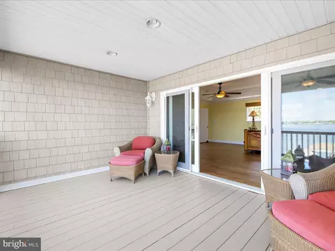 Exterior - 8124 Riverside Dr, Pasadena, MD 21122 photo 20 of 20