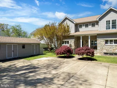 Exterior - 8124 Riverside Dr, Pasadena, MD 21122 photo 6 of 20