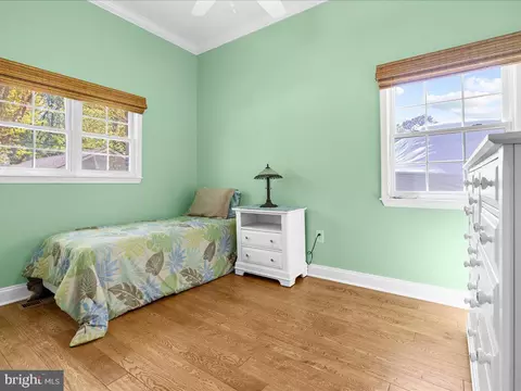 Bedroom - 8124 Riverside Dr, Pasadena, MD 21122 photo 2 of 11