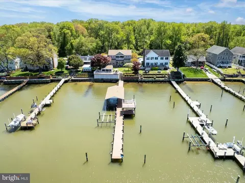 View/Area - 8124 Riverside Dr, Pasadena, MD 21122 photo 5 of 20
