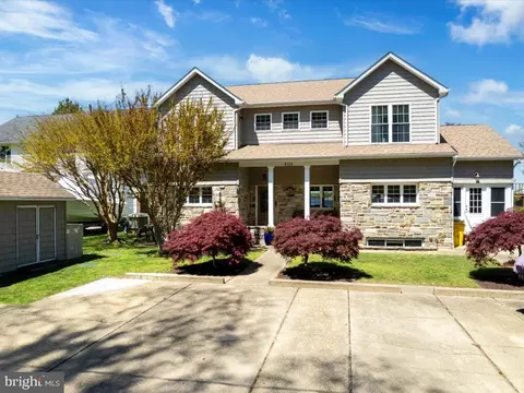 Exterior - 8124 Riverside Dr, Pasadena, MD 21122 photo 3 of 20