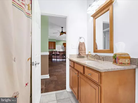 Bath - 8124 Riverside Dr, Pasadena, MD 21122 photo 2 of 7