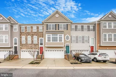1306 Chapel Centre Dr, Gambrills, MD 21054