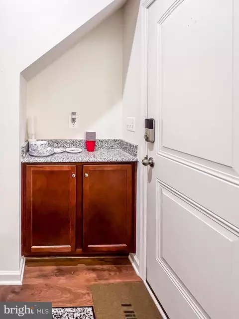 Entry Way - 1821 Iris Ln, Hanover, MD 21076 photo 6 of 8