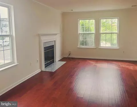 1729 Fallowfield Ct, Crofton, MD 21114 photo 3
