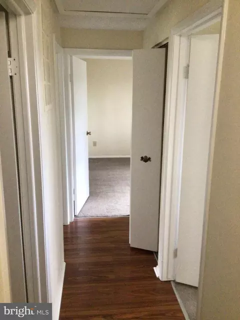 Entry Way - 7679 Tuckerman Dr, Hanover, MD 21076 photo 1 of 2