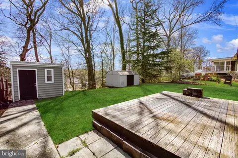 Exterior - 452 Maple Leaf Dr, Edgewater, MD 21037 photo 5 of 6