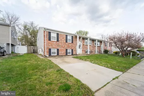 Exterior - 1060 Vena Ln, Pasadena, MD 21122 photo 2 of 6