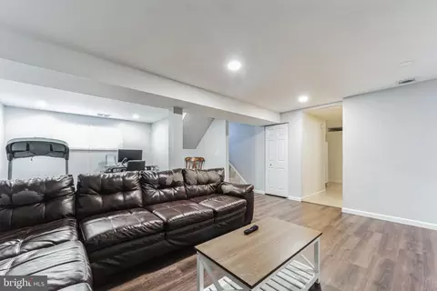 Living - 1060 Vena Ln, Pasadena, MD 21122 photo 7 of 7