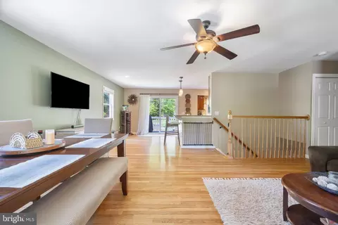 Living - 1185 Wright Ave, Arnold, MD 21012 photo 9 of 9