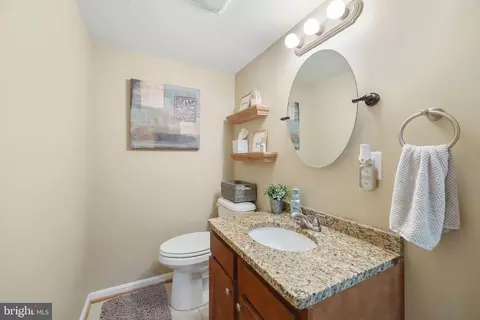 Bath - 1185 Wright Ave, Arnold, MD 21012 photo 1 of 3