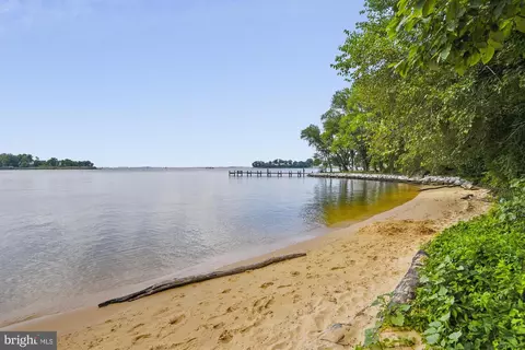 View/Area - 224 Lake Rd, Pasadena, MD 21122 photo 1 of 8