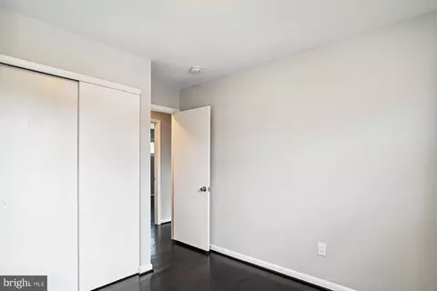 Bedroom - 224 Lake Rd, Pasadena, MD 21122 photo 1 of 6