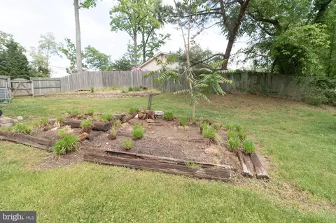 Exterior - 1535 Long Point Rd, Pasadena, MD 21122 photo 5 of 8