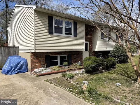 551 Old Stage Rd, Glen Burnie, MD 21061