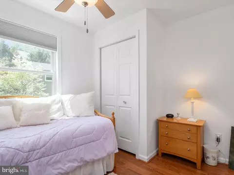 Bedroom - 834 Riverside Dr, Pasadena, MD 21122 photo 2 of 5