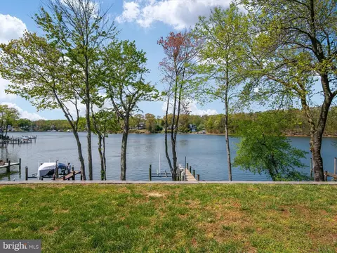 View/Area - 834 Riverside Dr, Pasadena, MD 21122 photo 16 of 22