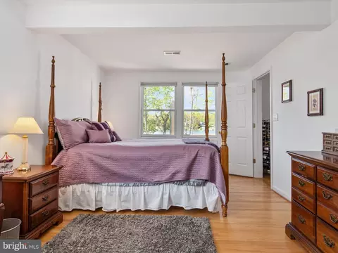 Bedroom - 834 Riverside Dr, Pasadena, MD 21122 photo 4 of 5