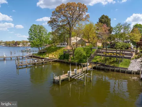 View/Area - 834 Riverside Dr, Pasadena, MD 21122 photo 13 of 22