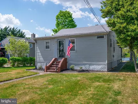 Exterior - 834 Riverside Dr, Pasadena, MD 21122 photo 11 of 14