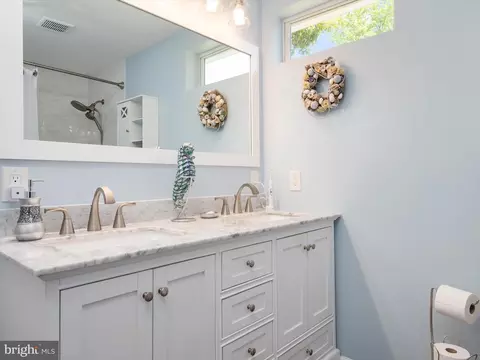Bath - 834 Riverside Dr, Pasadena, MD 21122 photo 2 of 2