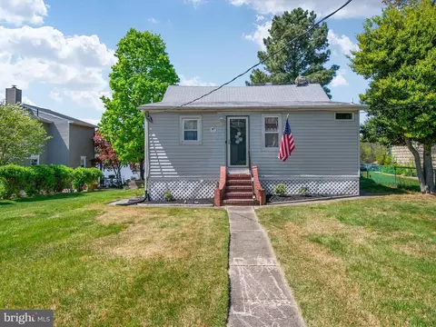 Exterior - 834 Riverside Dr, Pasadena, MD 21122 photo 10 of 14