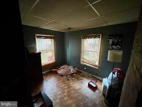 7722 Williams St, Pasadena, MD 21122 photo 5