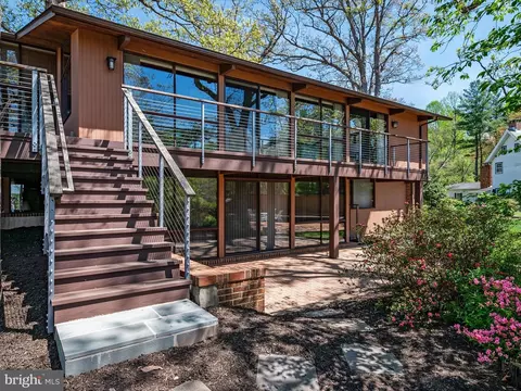 Exterior - 371 Broadview Ln, Annapolis, MD 21401 photo 11 of 12