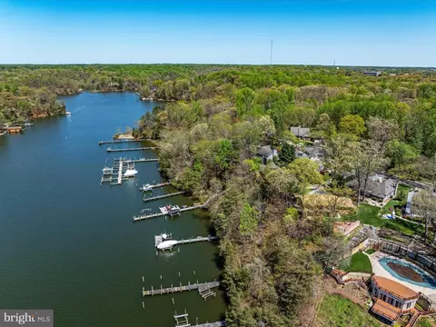 View/Area - 371 Broadview Ln, Annapolis, MD 21401 photo 12 of 15