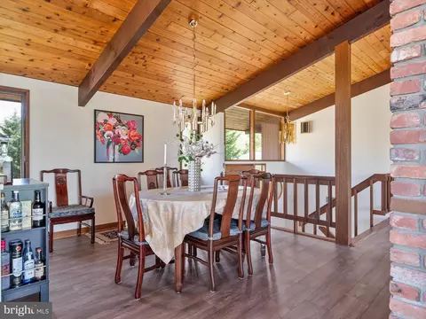 Dining - 371 Broadview Ln, Annapolis, MD 21401 photo 2 of 2