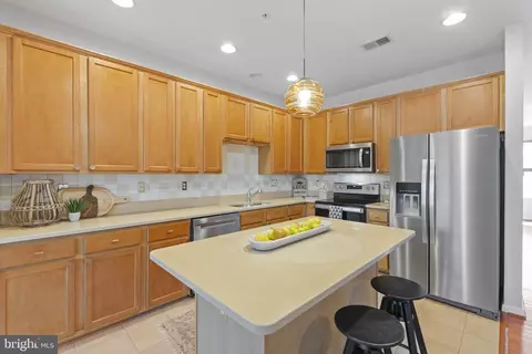 Kitchen - 3404 Barn House Dr, Edgewater, MD 21037 photo 1 of 4