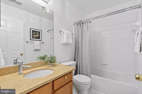 Bath - 3404 Barn House Dr, Edgewater, MD 21037 photo 5 of 6