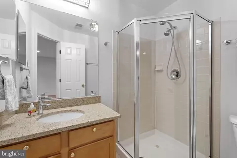 Bath - 3404 Barn House Dr, Edgewater, MD 21037 photo 6 of 6