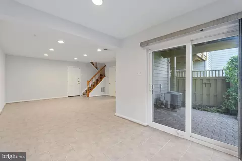 Living - 3404 Barn House Dr, Edgewater, MD 21037 photo 6 of 6