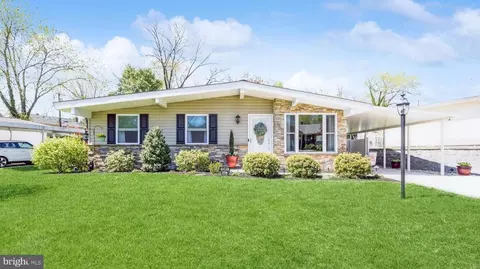 1341 Aster Dr, Glen Burnie, MD 21061