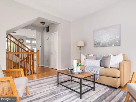 Living - 314 Timberbrook Ct, Odenton, MD 21113 photo 2 of 5