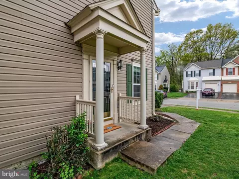 Exterior - 314 Timberbrook Ct, Odenton, MD 21113 photo 7 of 10