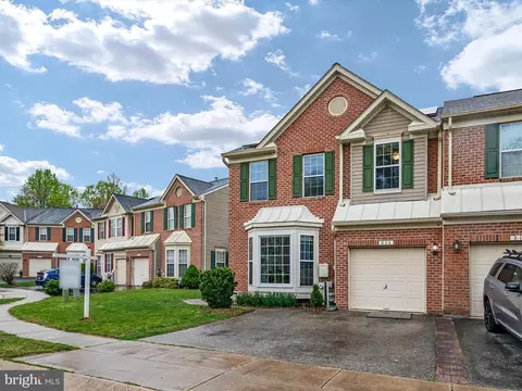 Exterior - 314 Timberbrook Ct, Odenton, MD 21113 photo 9 of 10