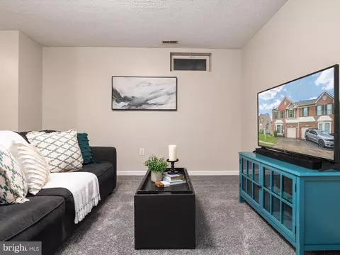 Living - 314 Timberbrook Ct, Odenton, MD 21113 photo 5 of 5
