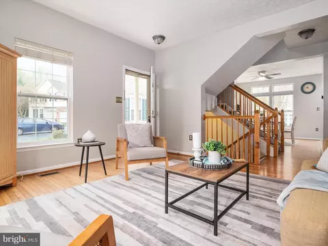 Living - 314 Timberbrook Ct, Odenton, MD 21113 photo 3 of 5