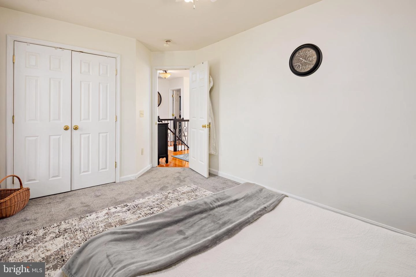 Bedroom - 8011 Carlean Ct, Pasadena, MD 21122 photo 4 of 8
